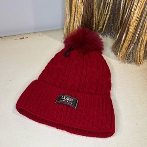 UGG POMPOM BEANIE